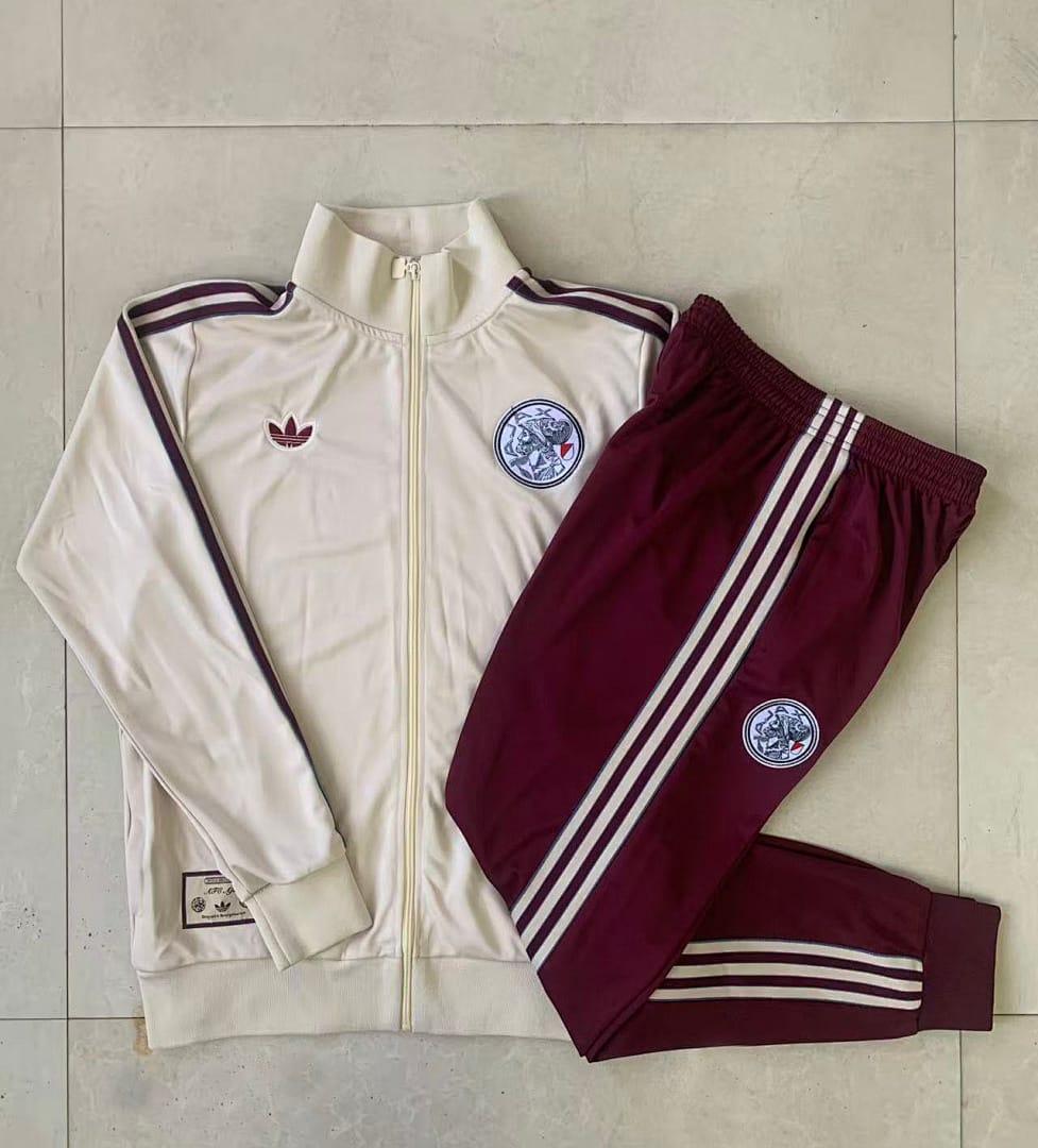 Ajax 25/26 Chaqueta Niño · Beige