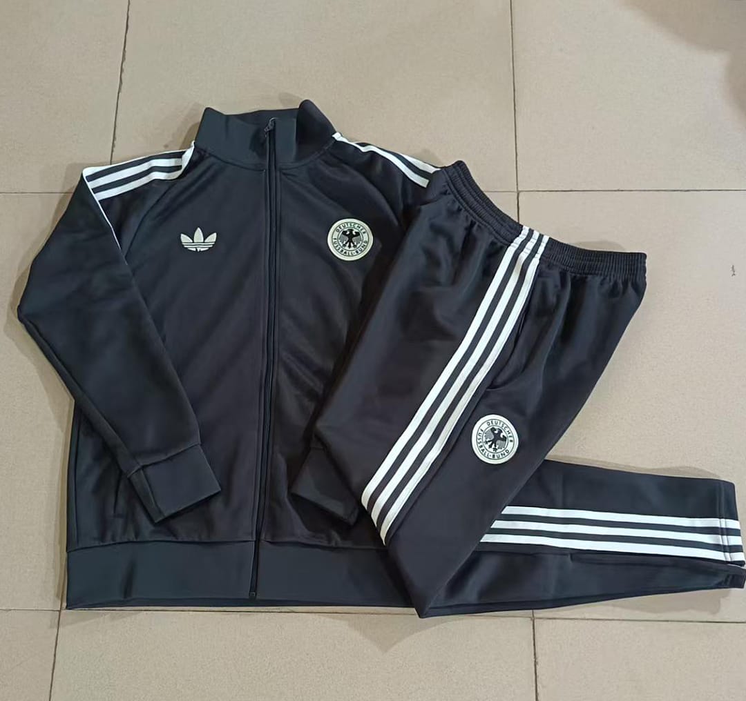 Alemania 26/27 Chaqueta Niño · Gris Oscuro
