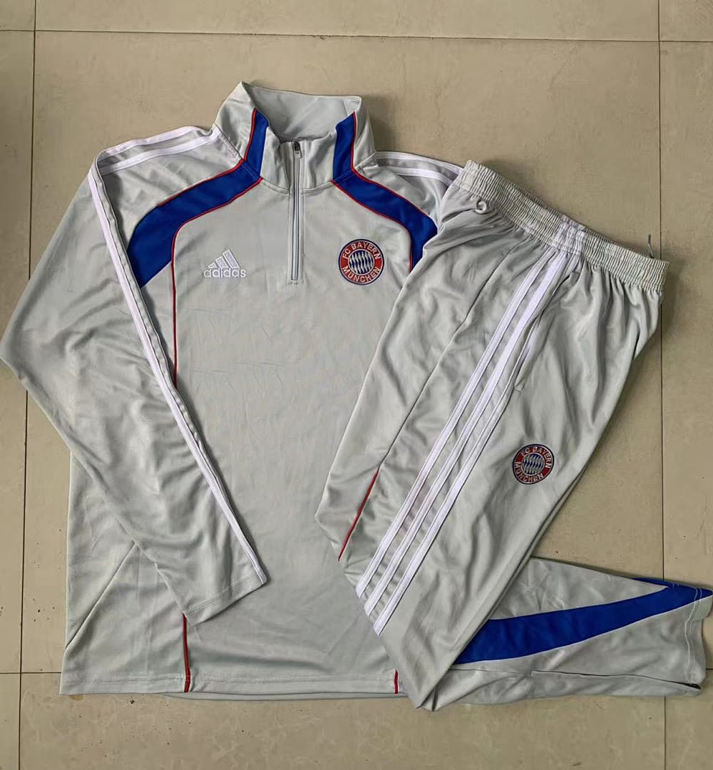 Bayern Múnich 25/26 Sudadera Niño · Gris Claro · Retro · Detalles Azul