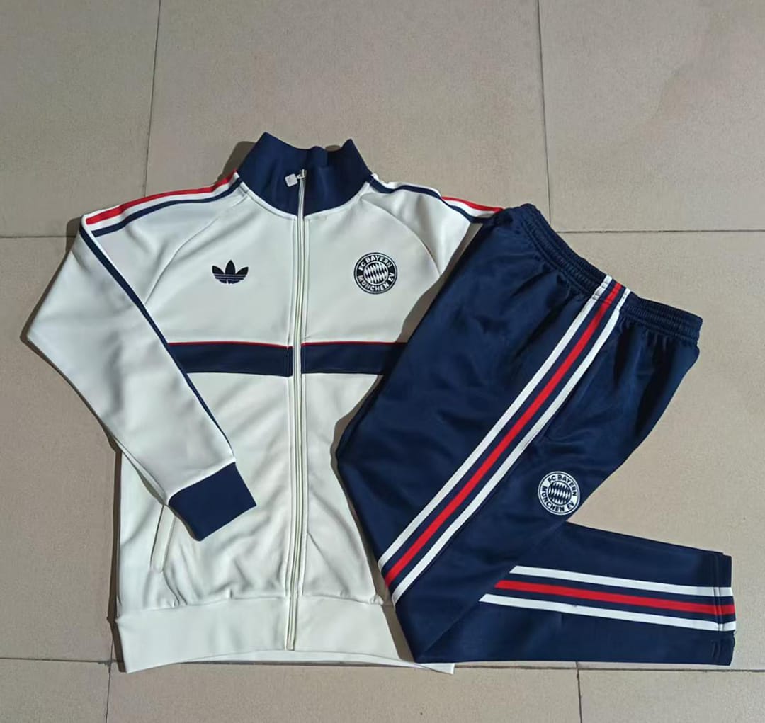 Bayern Múnich 26/27 Chaqueta Niño · Beige · Detalles Azul Rey
