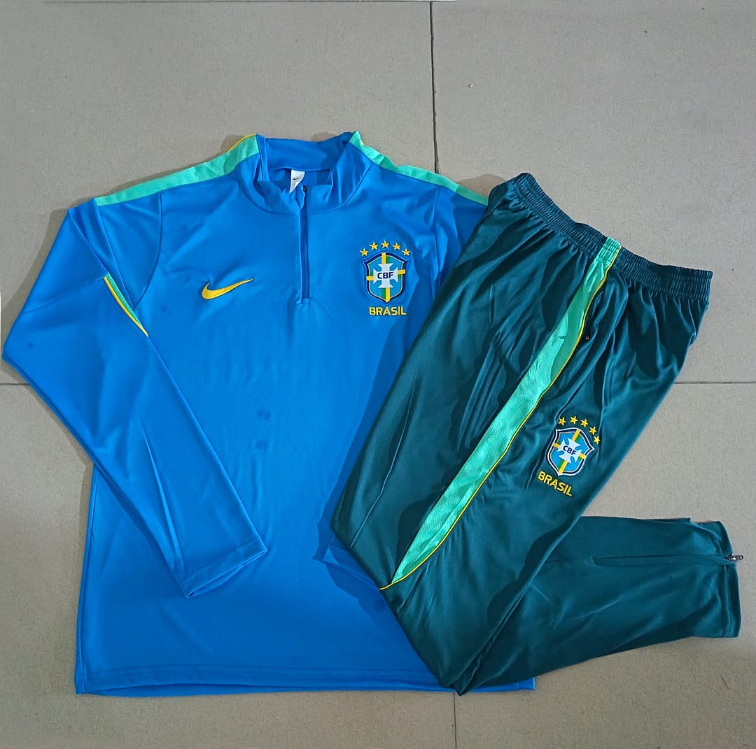 Brasil 26/27 Sudadera Niño · Celeste