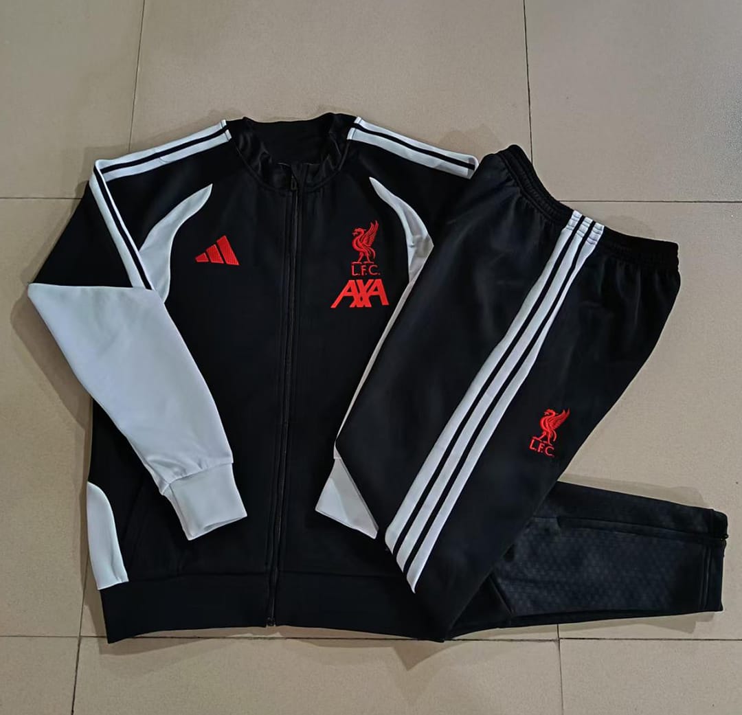 Liverpool 26/27 Chaqueta Niño · Negro