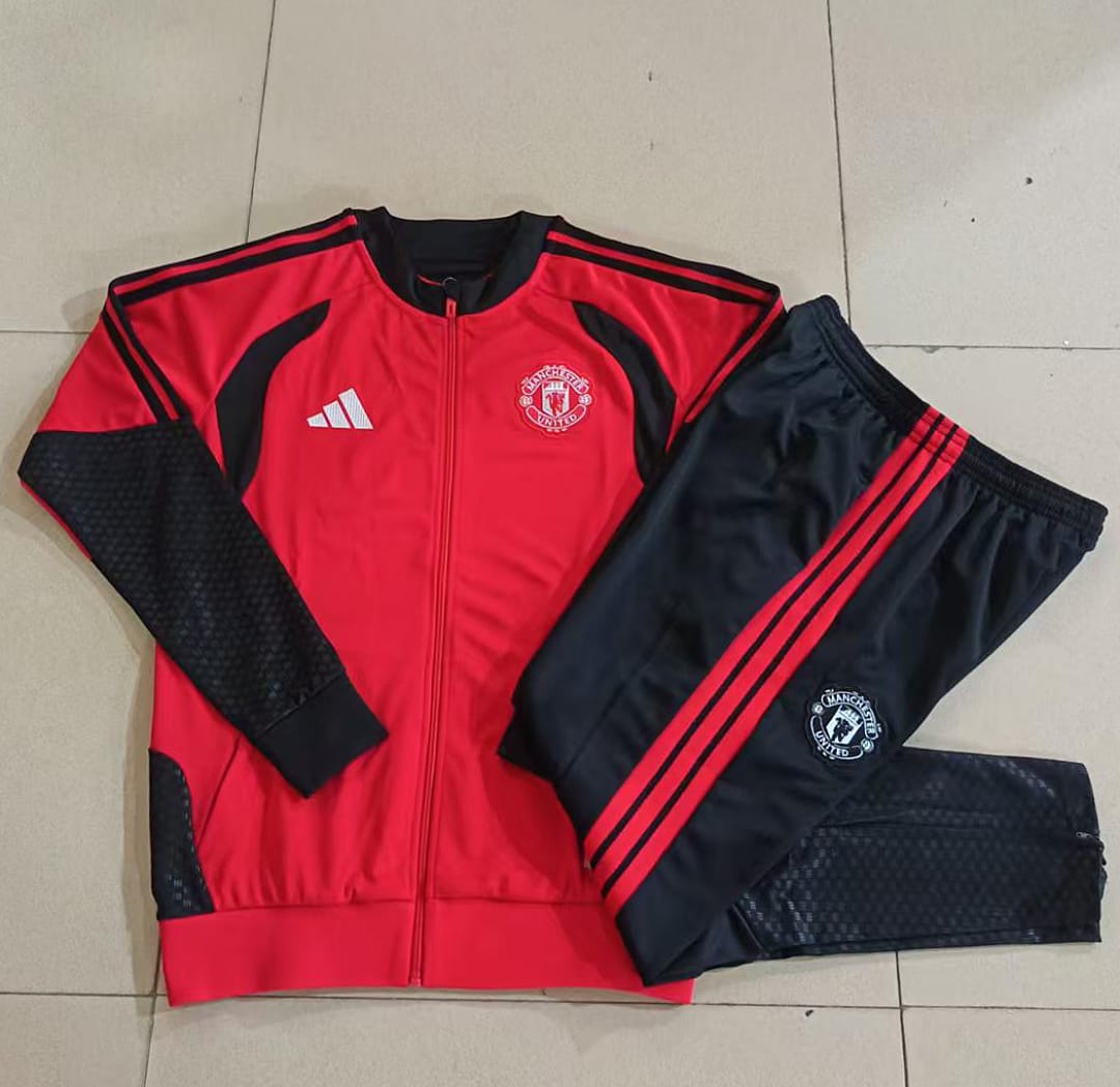 Manchester United 26/27 Chaqueta Niño · Rojo · Detalles Negro