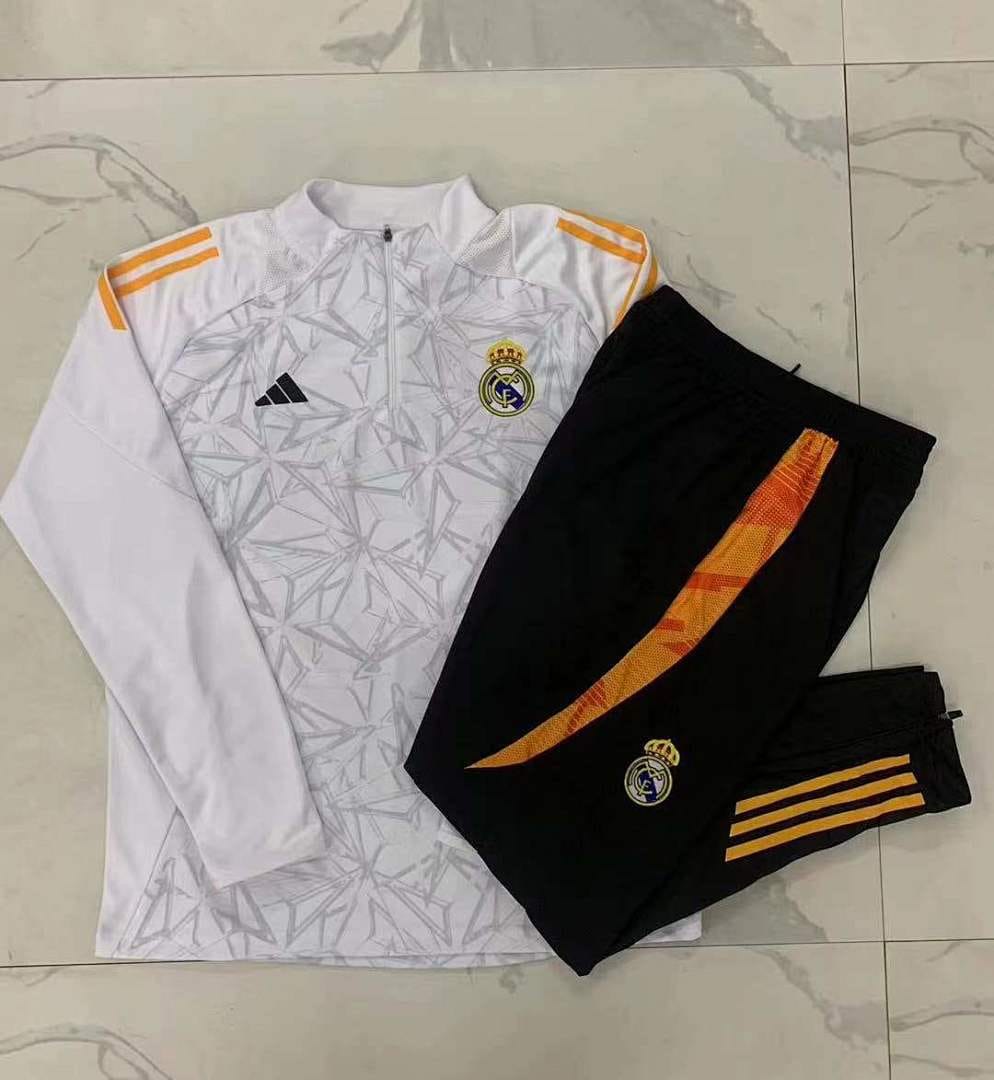 Real Madrid 24/25 Sudadera Niño · Blanco · Estampado