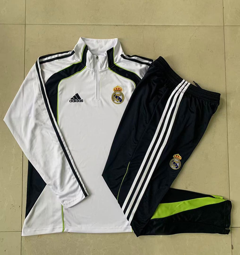 Real Madrid 25/26 Sudadera Niño · Blanco · Retro · Detalles Azul Marino